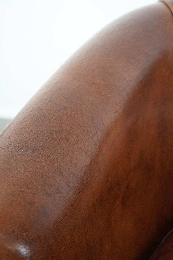 Image 1 of 2 x Fauteuil club intemporel en peau de mouton