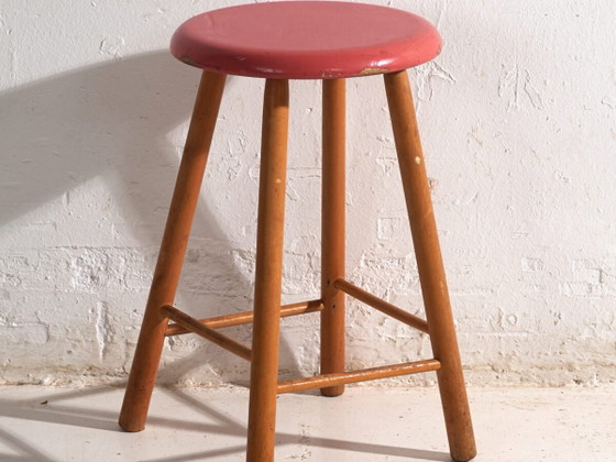 Taburete de madera antiguo con asiento redondo – Europa Central, circa 1950 – Vintage (photo 2 of 35)