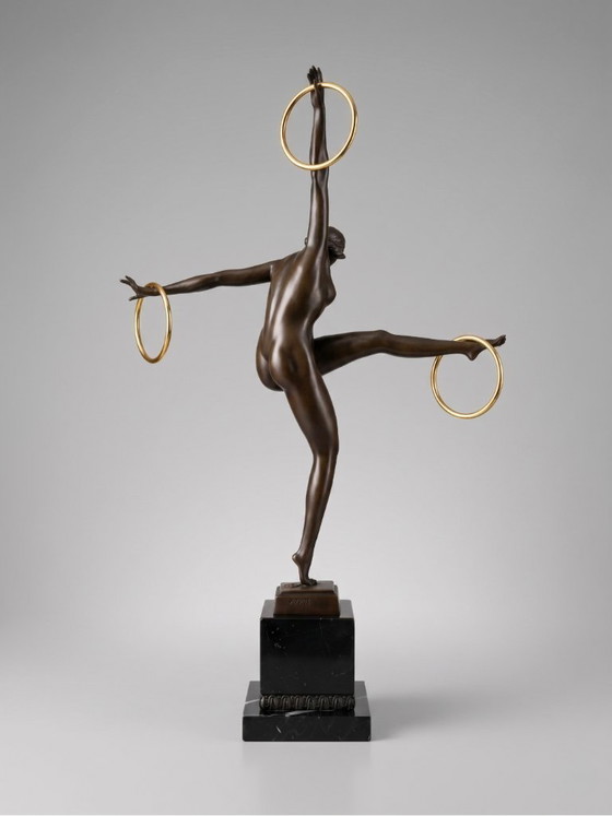 Image 1 of Art Deco sculpture of a dancer with rings in patinated bronze on a black marble-effect base – signed Duvernet – 58 cm