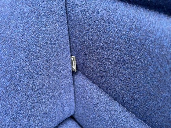 Image 1 of Poltrona Vitra Alcove