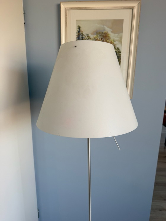 Luceplan Costanza floor lamp, Lighting, Plastic, Aluminium, Silver (photo 4 of 5)