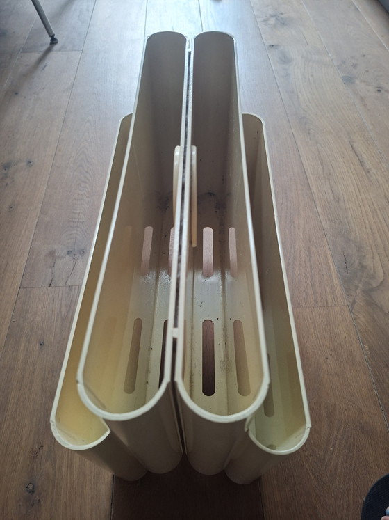 Kartell Kartell 4676 Porte-revues – Giotto Stoppino – Plastic (photo 11 of 11)