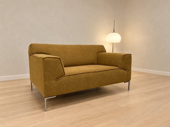 Nuovo design imbottito sul divano a due posti Stock Bloq, Design on Stock, Divani 2 posti, Altro, Metallo (foto 3 di 12)