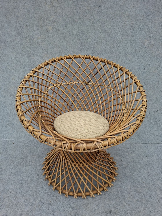 Vintage rattan armchair – Textile (photo 7 of 7)