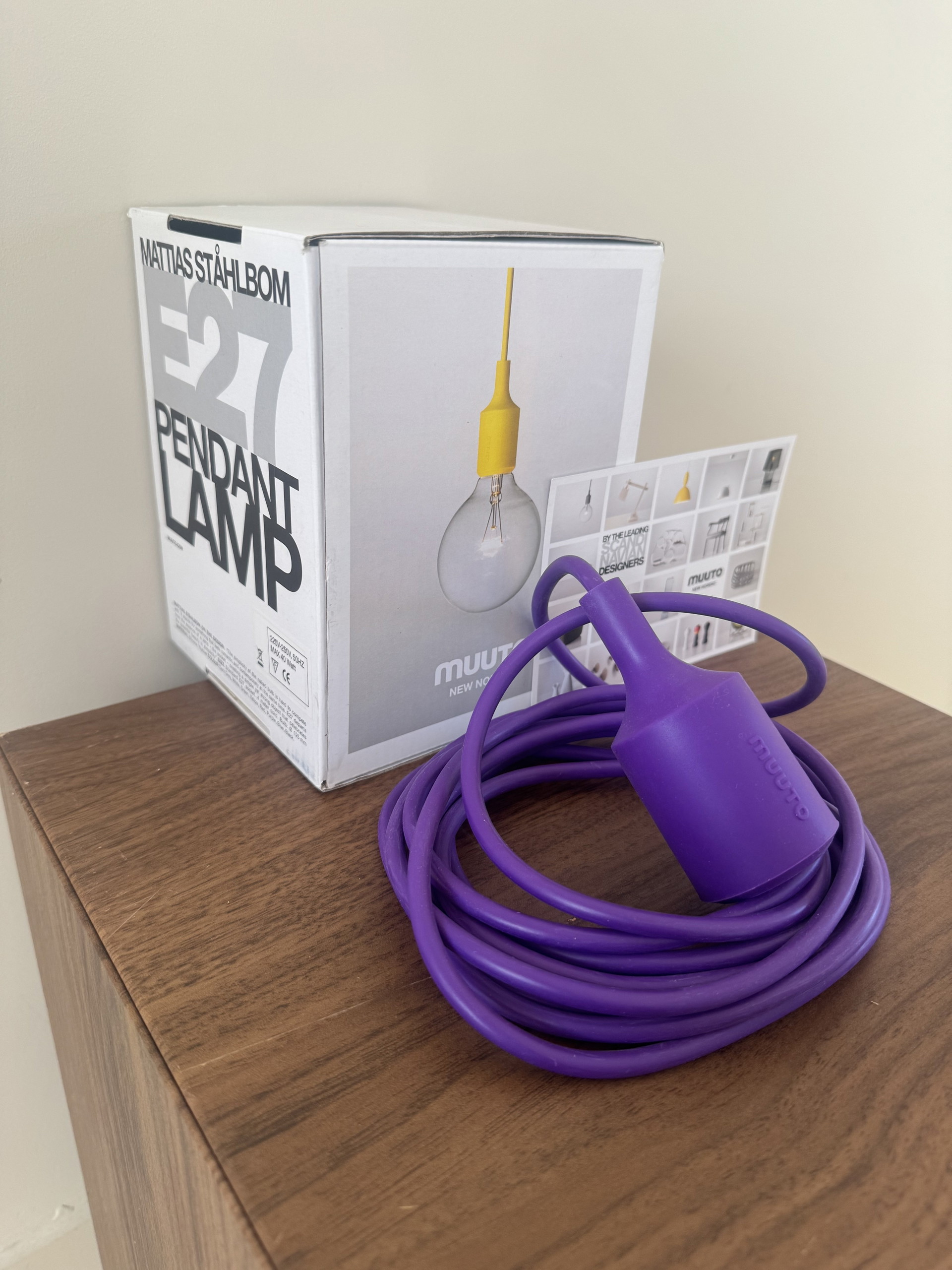 Muuto E27 Pendant Lamp | Whoppah