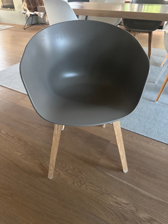 Dining table (Seuren) and chairs (2 HAY, 4 Kubikoff) – Seuren Tafels, Dining set, Aluminium, Wood (photo 9 of 22)