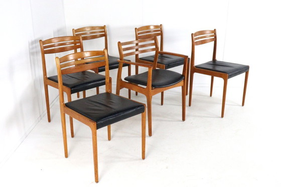 Image 1 of Ensemble de 5 + 1 chaises vintage danoises