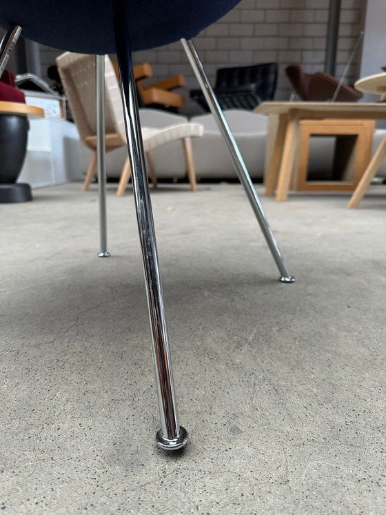 Fritz Hansen 3110 Drop Chair, Arne Jacobsen (disponibilità: 4) – Sedie da pranzo, Metallo, Tessile (photo 5 of 5)