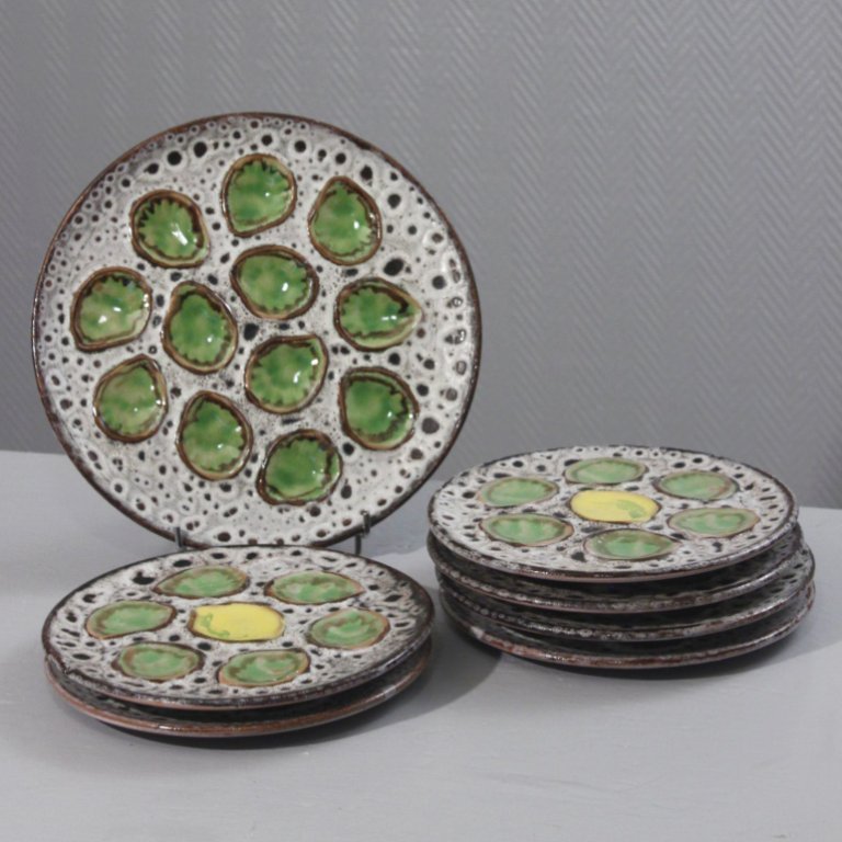 Grand Plat Vintage Vallauris Sur Pieds, Céramique Effet Lave Multicolore Rouge Et Vert