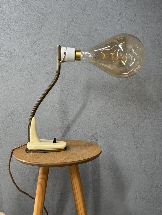 Image 1 of Vintage tafellamp met messing arm