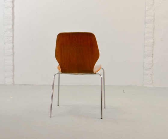 Sedia laterale minimalista dal design vintage scandinavo, nello stile di Arne Jacobsen per Fritz Hansen, (photo 4 of 11)