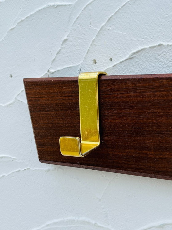 Image 1 of Porte manteau vintage bois et laiton 3 patères années 60