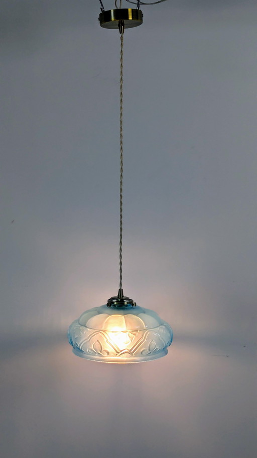 Art Deco hanglamp van blauw glas en messing
