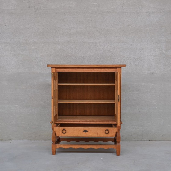 Image 1 of Mueble auxiliar o bar danés de roble de mediados de siglo attr. a Henning Kjaernulf