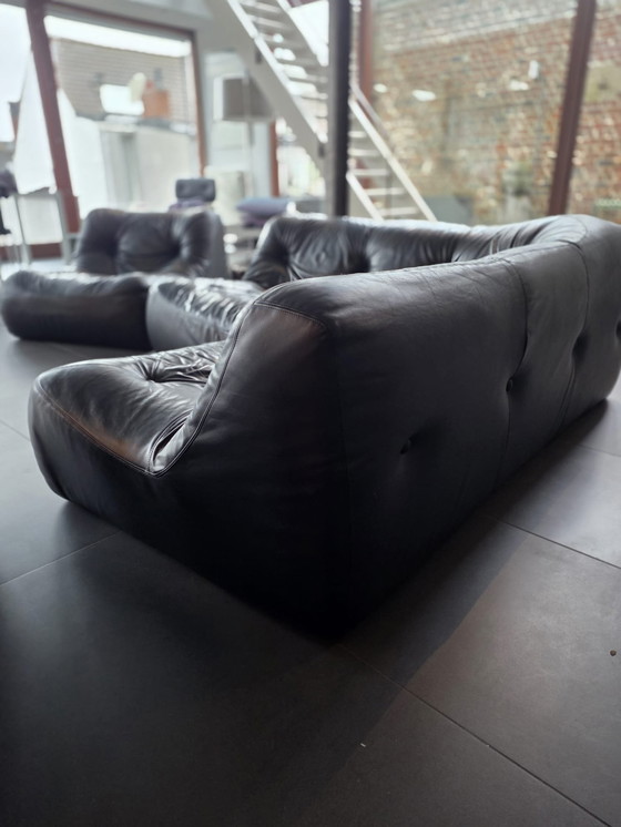 Image 1 of Unique vintage seating area – Ligne Roset Kali (1970s) – black leather – very good condition