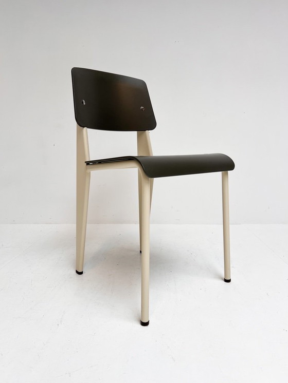 Image 1 of Sedia Vitra Standard di Jean de Prouvé (per pezzo), 2019