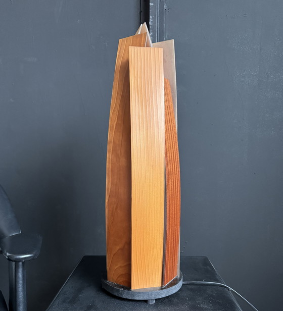 Image 1 of Lámpara de listones de madera de estilo escandinavo