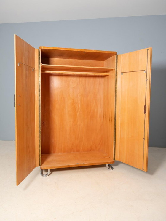 Image 1 of Armario de ropa, Vichr & spol., década de 1930, Checoslovaquia