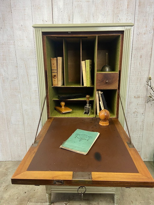 Secretary from the 1950s