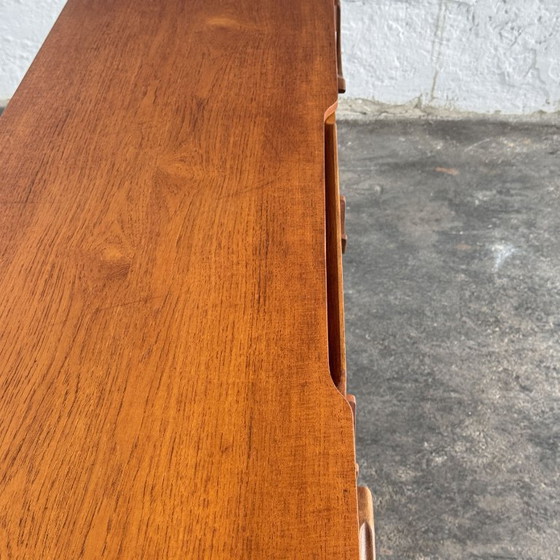 Beautility Teak Sideboard, 1960er Jahre – Holz (photo 11 of 20)