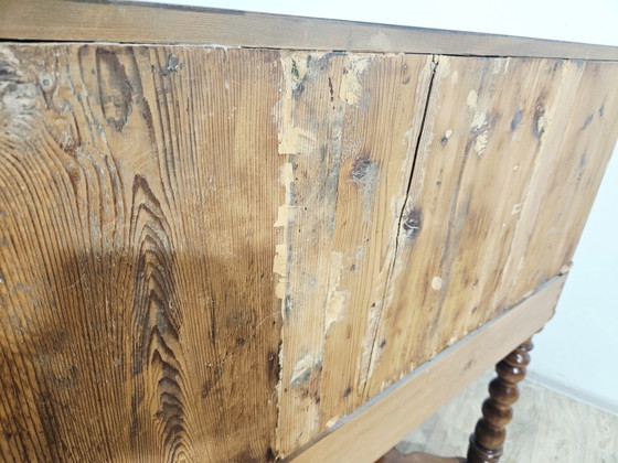 Mobile barocco in noce del XIX secolo con intarsi e gambe tornite – Credenze con vetrina, Wood, Barok (photo 4 of 29)