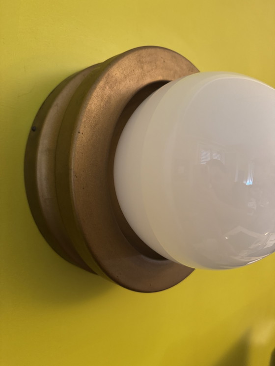 Image 1 of Kugellampe Opalinbasis vergoldet 70er Jahre