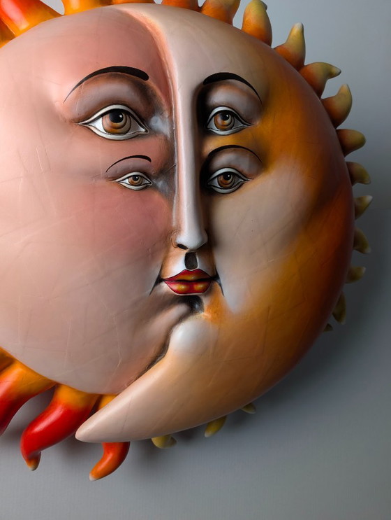 Image 1 of Scultura monumentale in cartapesta "Sol Eclipse" di Sergio Bustamante, 1997