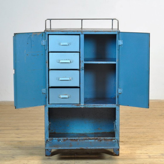 Image 1 of Armario industrial de cuatro cajones de la década de 1970