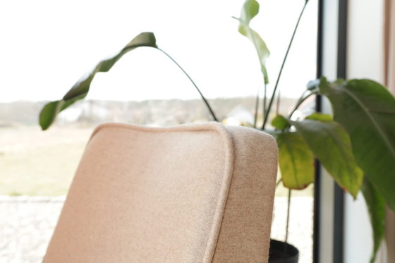Image 1 of Vintage loungestoel met beige wollen bekleding, Scandinavisch design