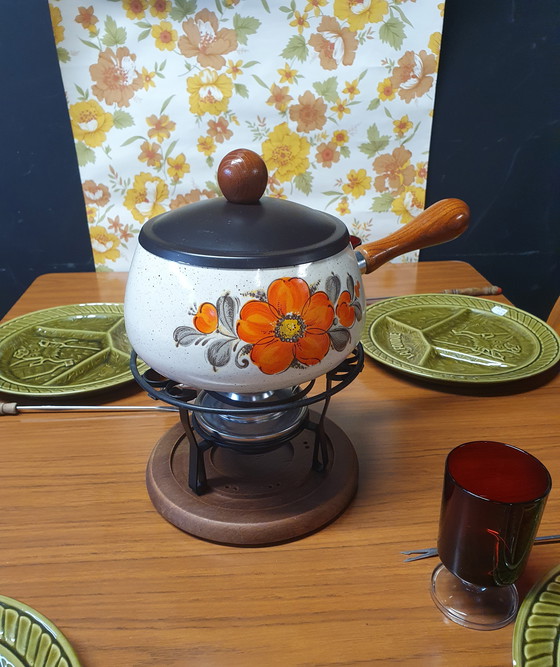 Image 1 of 1970 Vintage Formica Table With Chairs Dining Room Set