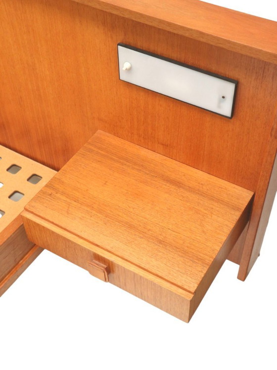 Image 1 of Lit double vintage avec tables de chevet flottantes fabriqué dans les années 1960