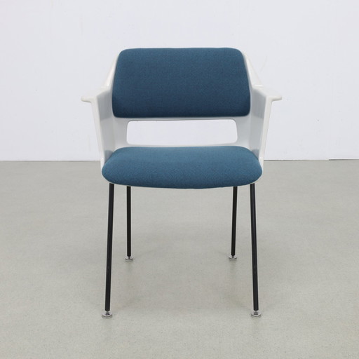 2x Chair Model 2225 André Cordemeyer Gispen, 1970s