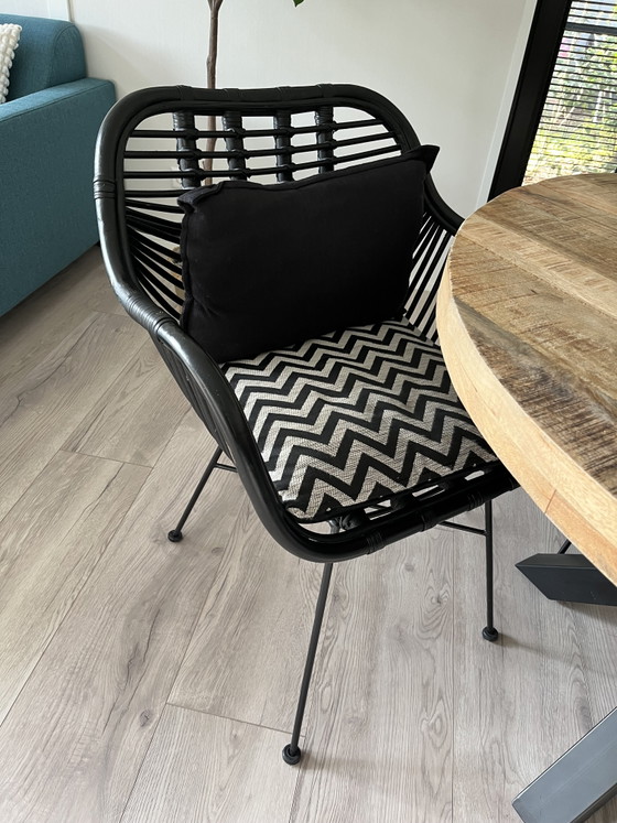 Image 1 of 4 eetkamerstoelen