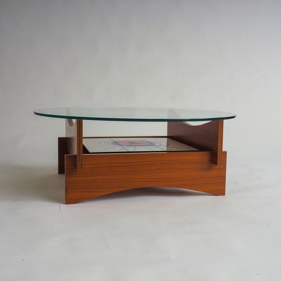 Image 1 of Tavolino rotondo di metà secolo con piastrelle in ceramica