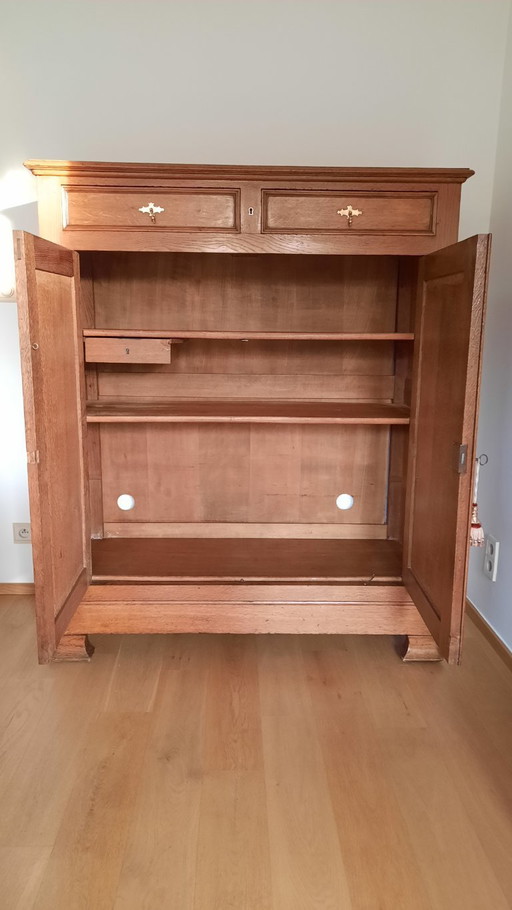 Mobiletto in legno massello a 2 ante