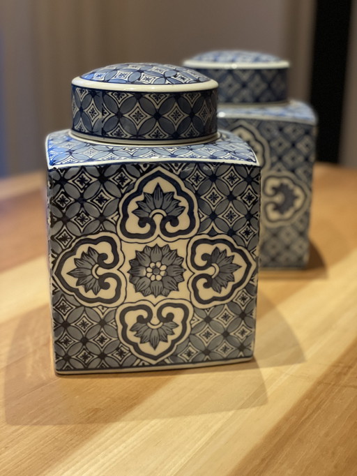 Gorgeous Chinese gingerpots