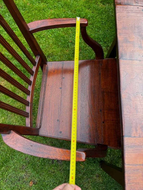 Image 1 of Grande table de salle à manger coloniale en teck massif avec 8 chaises et coussins