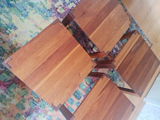 Coffee table: 4