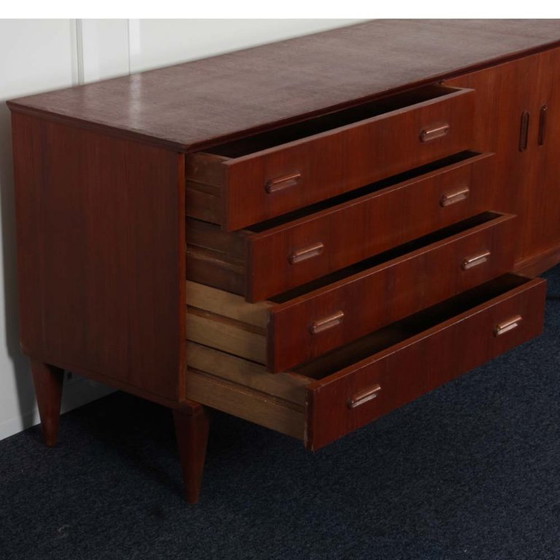 Image 1 of Groot vintage houten dressoir uit de jaren 60