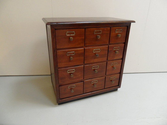 Image 1 of Vintage archiefkast met 12 lades