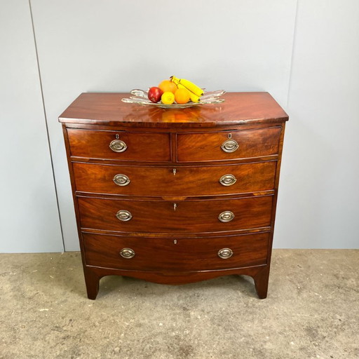 Commode ancienne en acajou, Angleterre, XIXe siècle