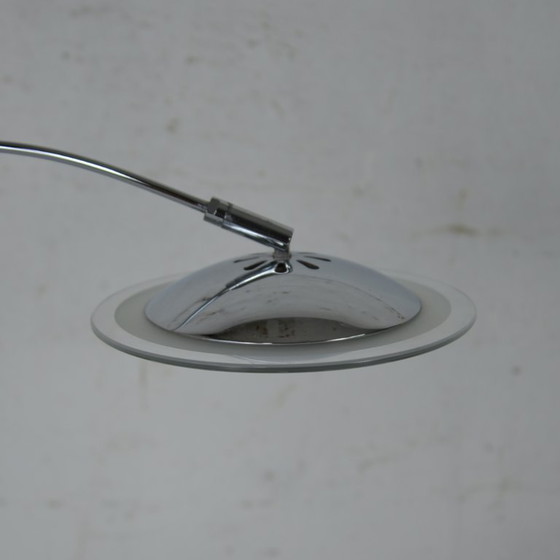 Image 1 of 1 x bendable UFO desk light