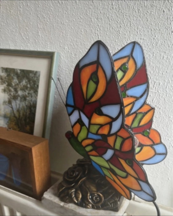 Image 1 of Tiffany Lamp - butterfly - vlinder