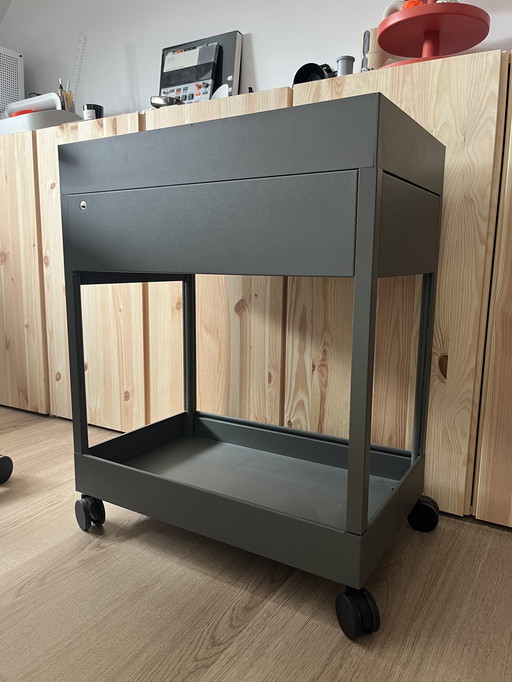 Hay new order trolley green