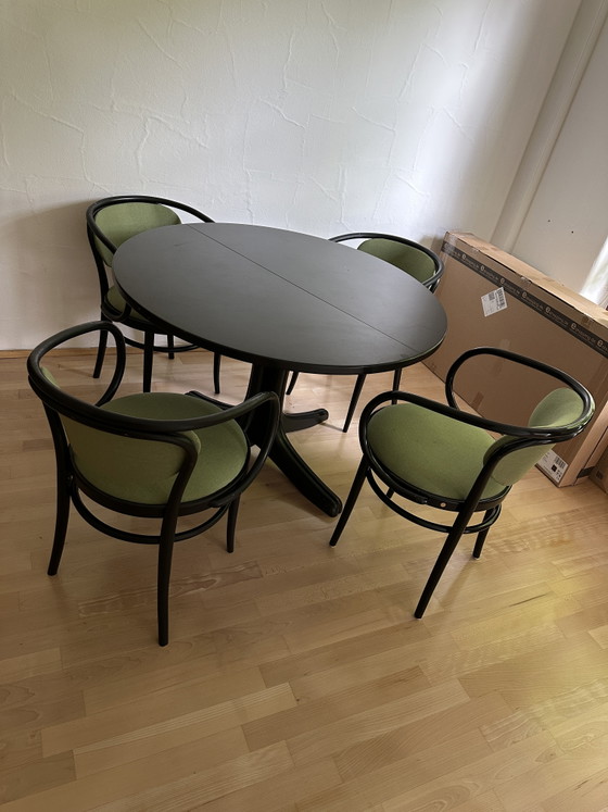 Thonet Design eethoek: 4x gebogen houten stoel 209 P & uitschuifbare tafel S 1047 Zwart/Groen – Eetkamerset (photo 2 of 6)