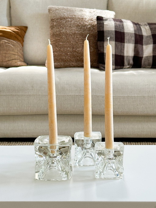 3 Sklo candlesticks