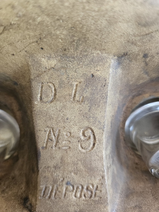 Image 1 of Antique French double desk inkwell – D.L. n°9 Déposé – Cast bronze with gilding, ca. 1880–1890