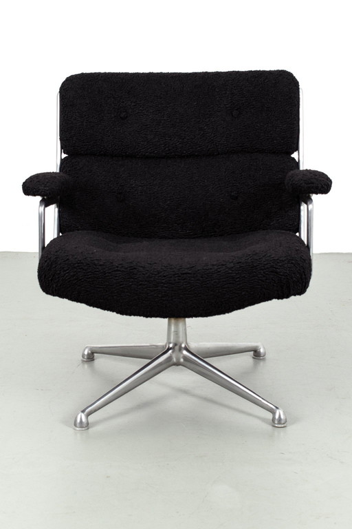 Vintage Eames Time Life Lobby chair