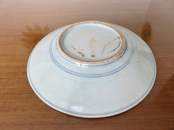 Image 1 of Ancien plat en porcelaine de Chine, dynastie Ming, Swatow, Zhangzhou, fin XVIIème
