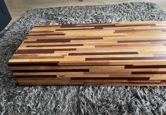 Image 1 of Tavolino da caffè Aulia, Linteloo di Henk Vos